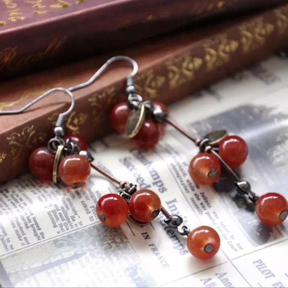 Earrings Coral - Picture 1 of 6